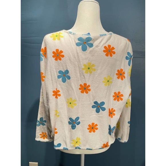 Onque‎ Casuals Size Large Vintage White Sweater Colorful Flower & Purse Design - Picture 2 of 3